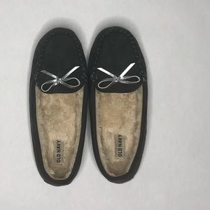 Old Navy house shoe slippers grey size 8 with bow
